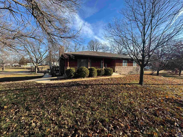 $294,900 | 124 Locust Street, Nortonville, KS 66060
