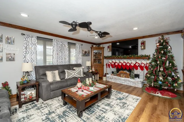 $294,900 | 124 Locust Street, Nortonville, KS 66060