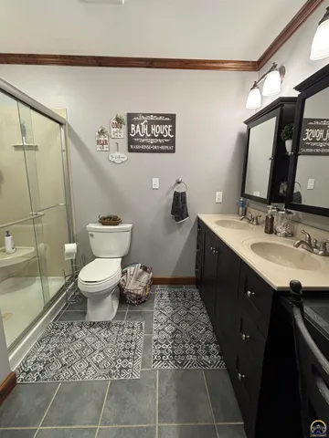 $294,900 | 124 Locust Street, Nortonville, KS 66060