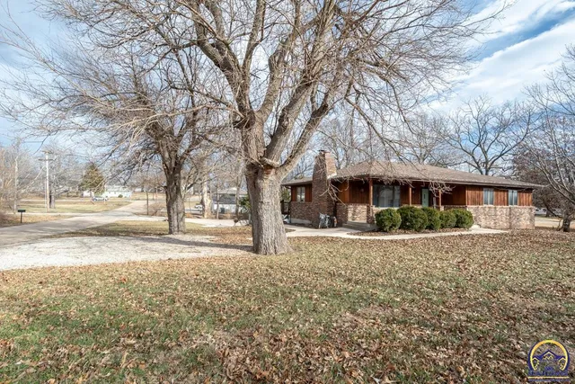 $294,900 | 124 Locust Street, Nortonville, KS 66060