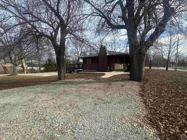 $294,900 | 124 Locust Street, Nortonville, KS 66060