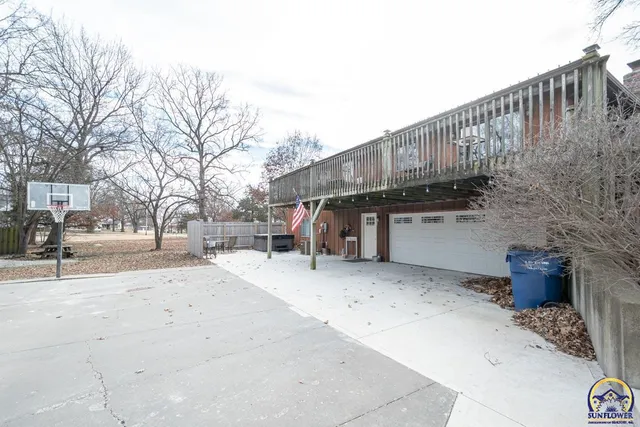 $294,900 | 124 Locust Street, Nortonville, KS 66060