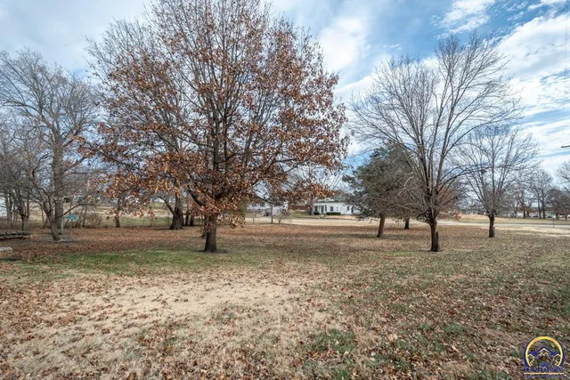 $294,900 | 124 Locust Street, Nortonville, KS 66060