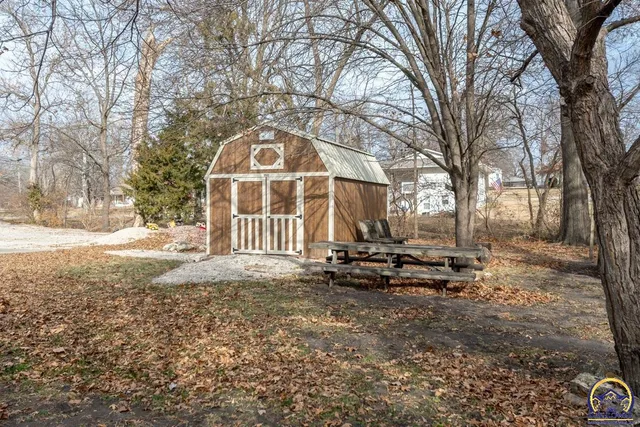 $294,900 | 124 Locust Street, Nortonville, KS 66060