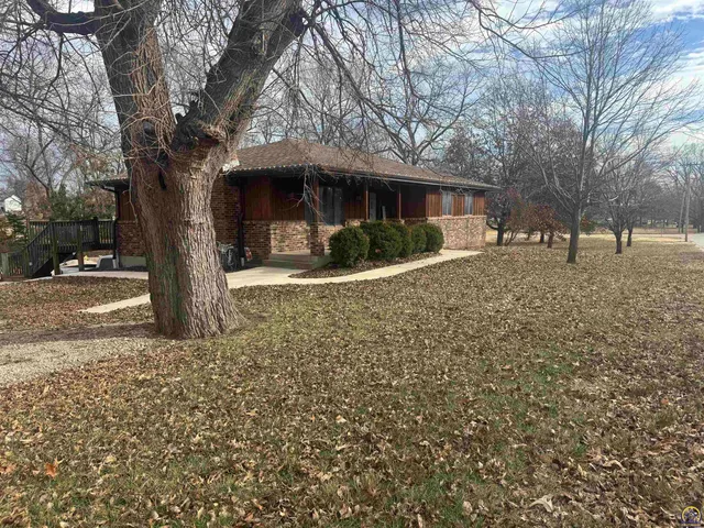 $294,900 | 124 Locust Street, Nortonville, KS 66060