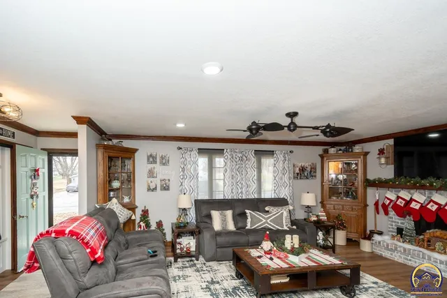 $294,900 | 124 Locust Street, Nortonville, KS 66060