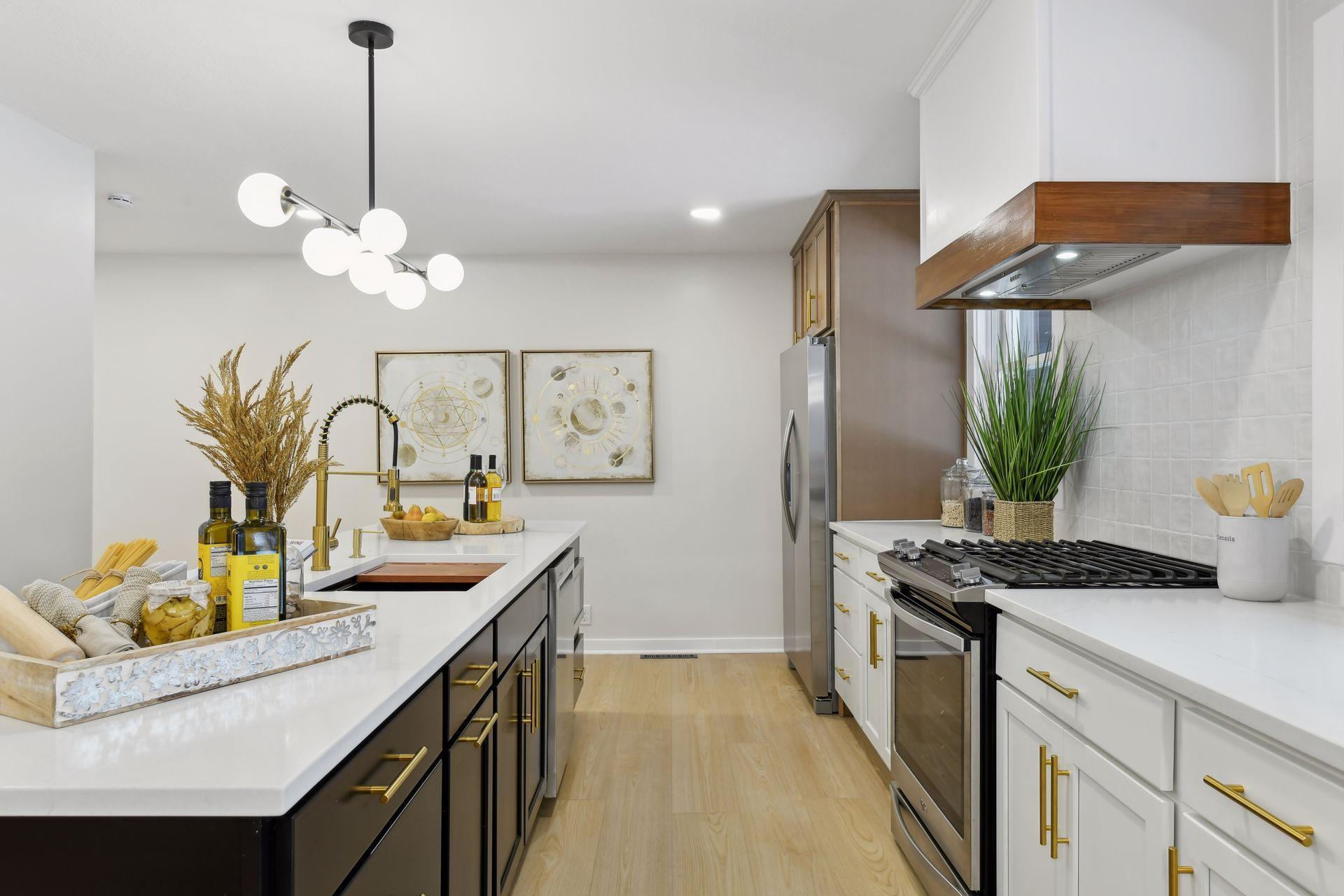 675 Harmony Circle Wayzata, MN 55391 - Photo 19 of 54