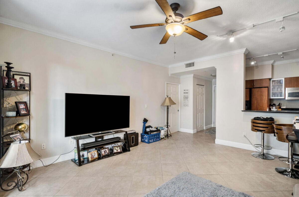 233 South Federal Highway, Unit 414 Boca Raton, FL 33432 - Photo 7 of 18 6jpg
