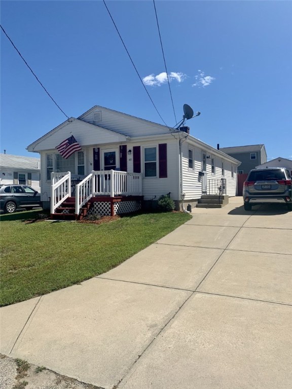 49 Howe Street Cumberland, RI 02864 - Photo 2 of 42 Gallery Image 2