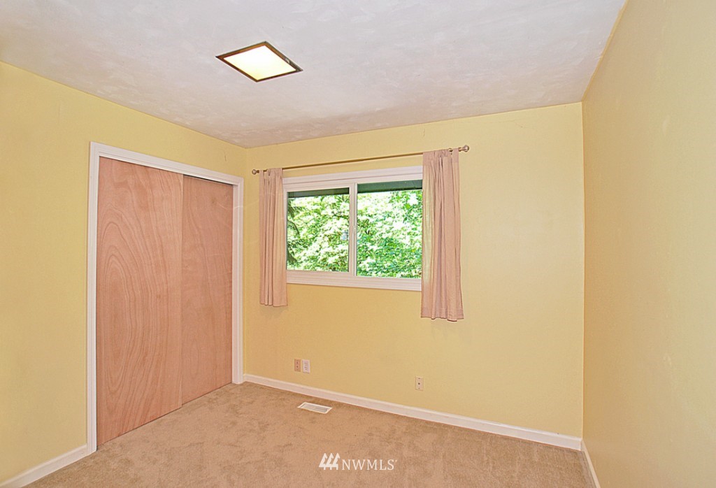 23026 Atlas Road Bothell, WA 98021 - Photo 8 of 13