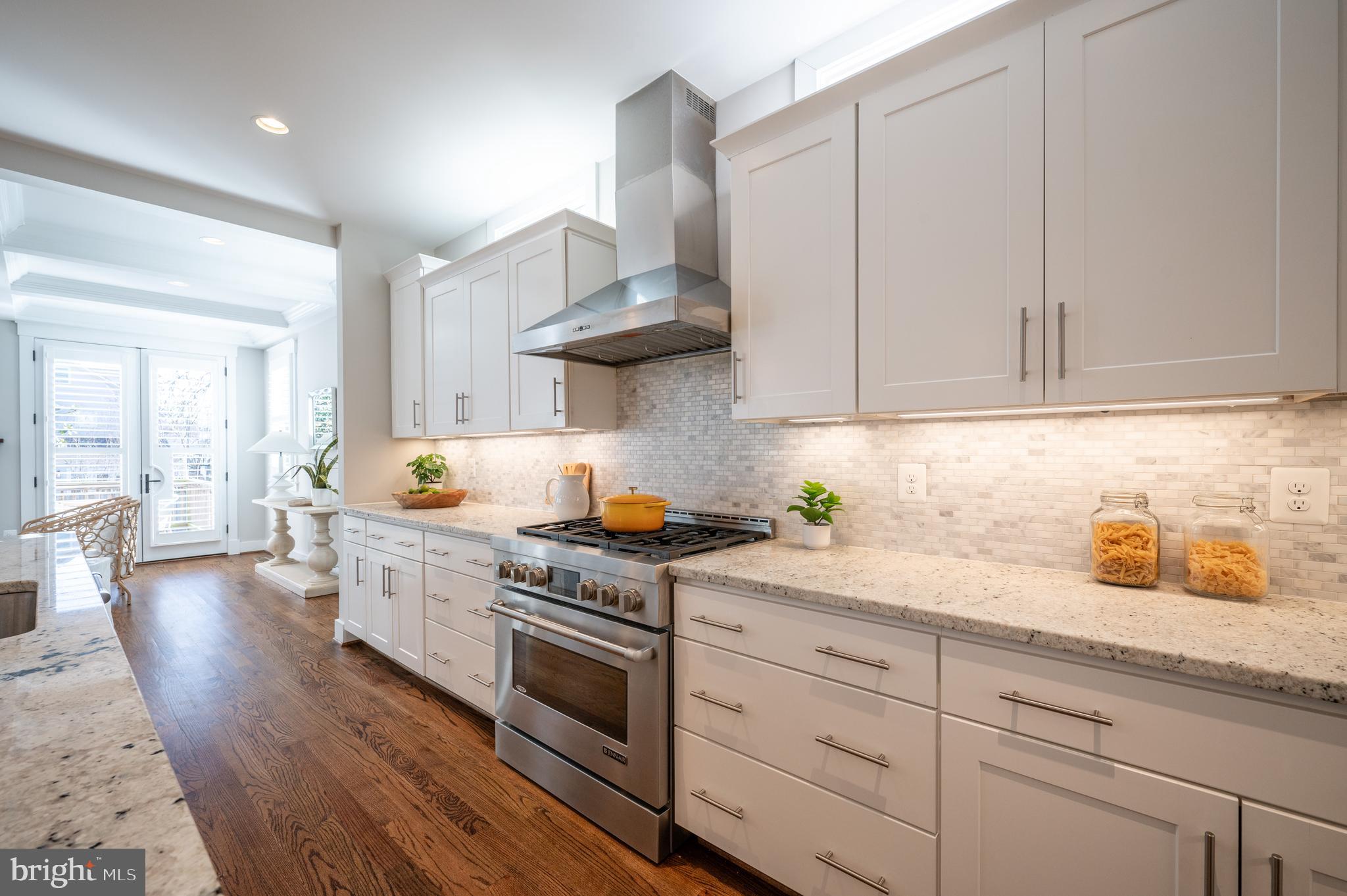 5616 8th Road North Arlington, VA 22205 - Photo 9 of 47