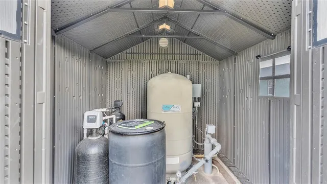 $499,999 | 6110 Downing Street, Dover, FL 33527