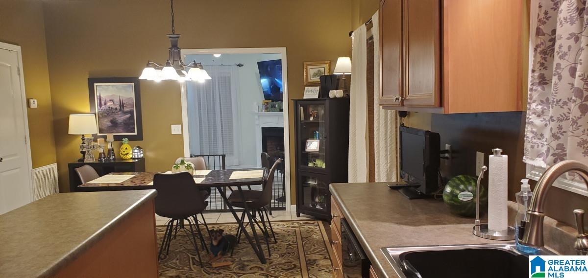 1807 Jim Thomas Road Hayden, AL 35079 - Photo 4 of 23