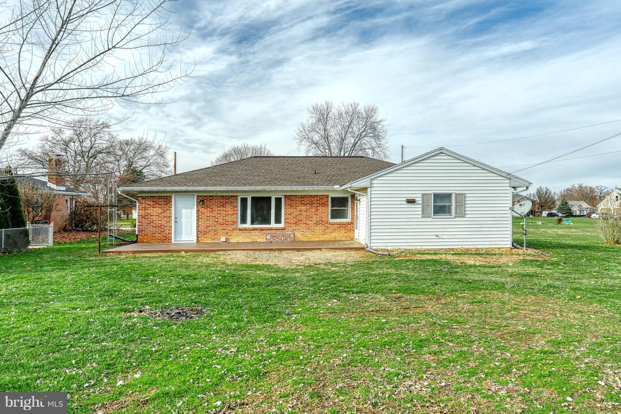 102 Homestead Road York, PA 17402 - Photo 28 of 33