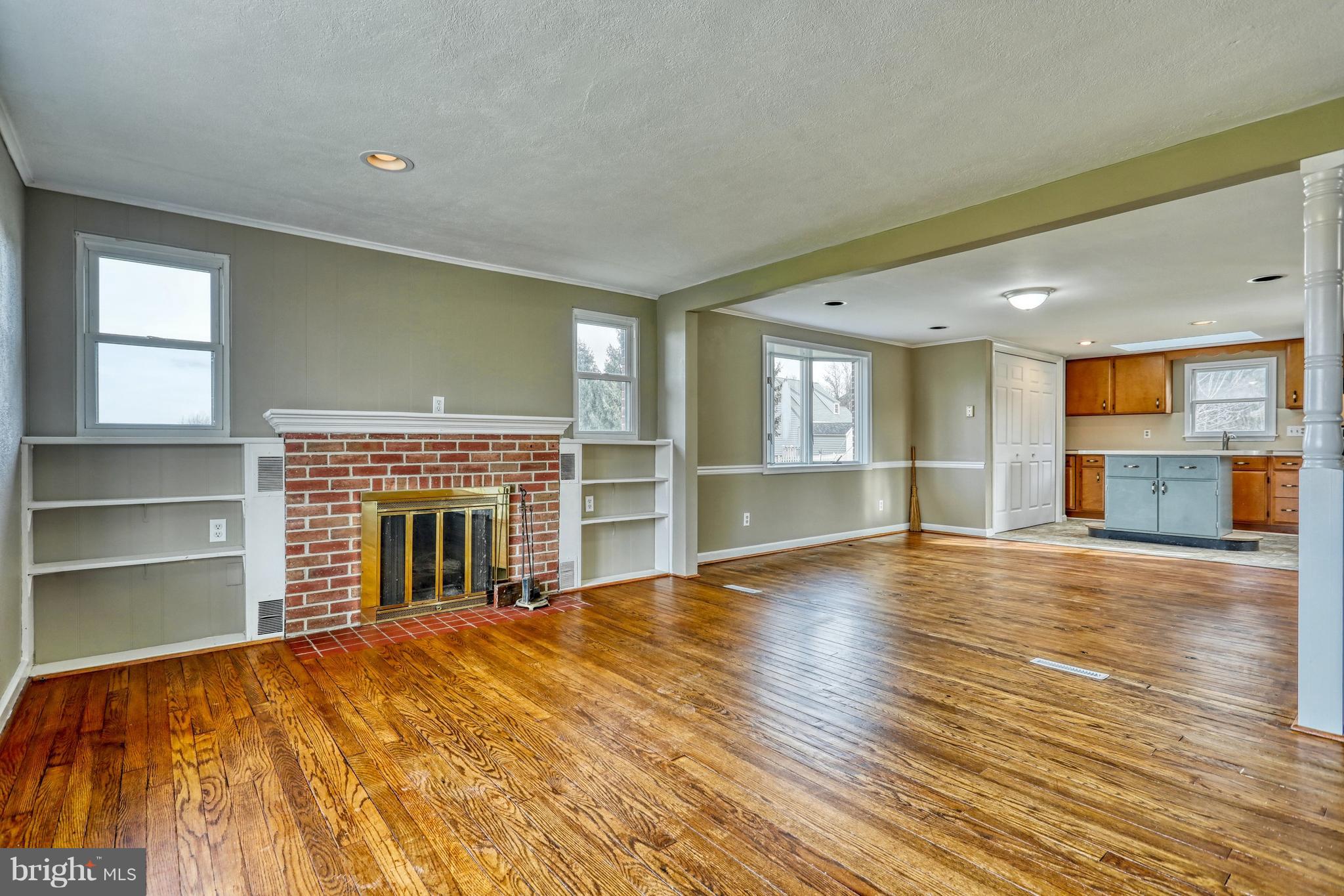 102 Homestead Road York, PA 17402 - Photo 4 of 33