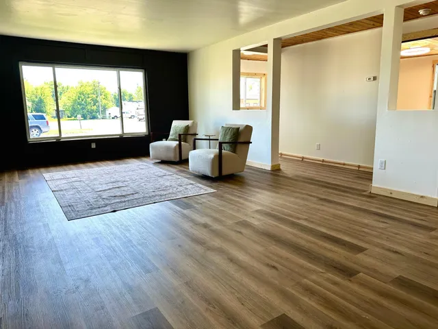 $144,000 | 102 North Walker Avenue, New York Mills, MN 56567