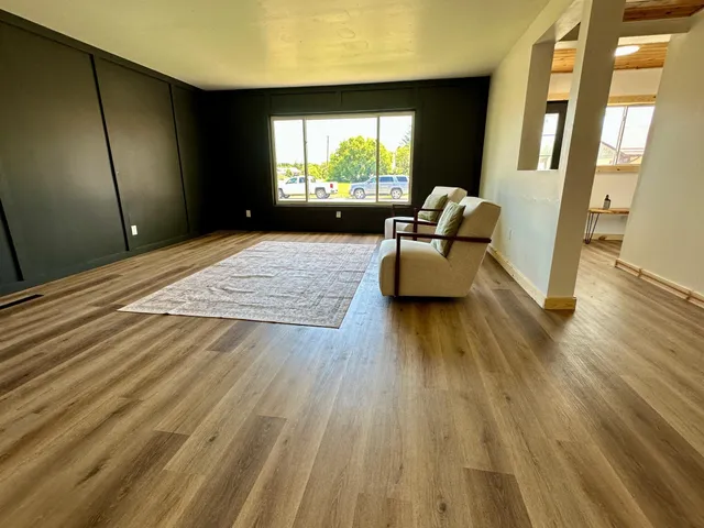 $144,000 | 102 North Walker Avenue, New York Mills, MN 56567