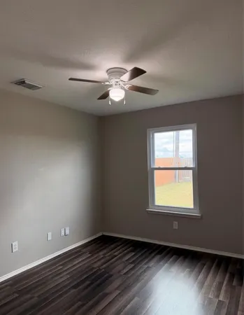 $2,800 | 4707 East Parma Drive, Rosenberg, TX 77471