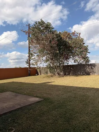 $2,800 | 4707 East Parma Drive, Rosenberg, TX 77471