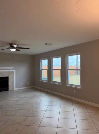 $2,800 | 4707 East Parma Drive, Rosenberg, TX 77471