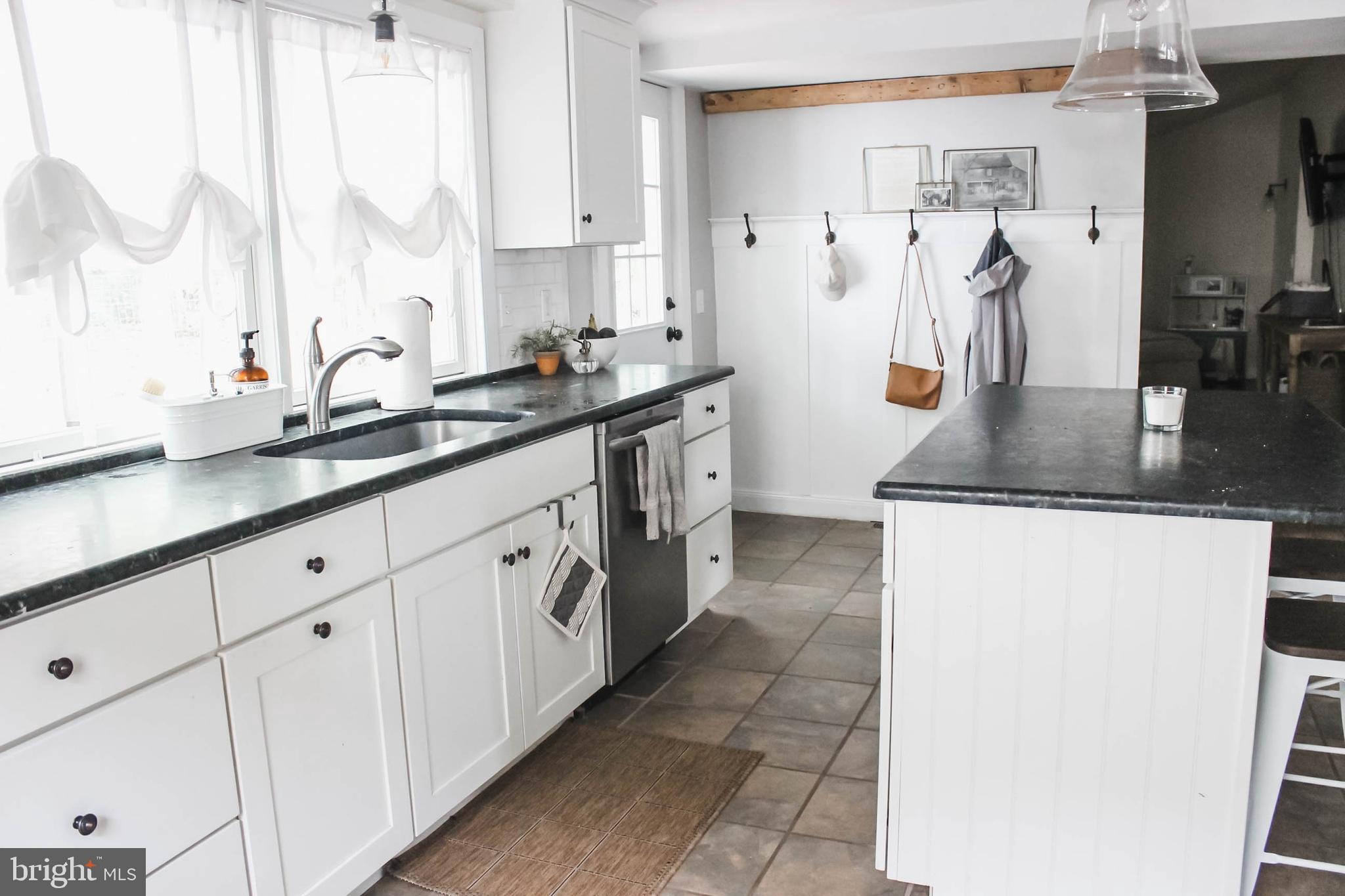 467 Main Street Chesterfield, NJ 08515 - Photo 6 of 31