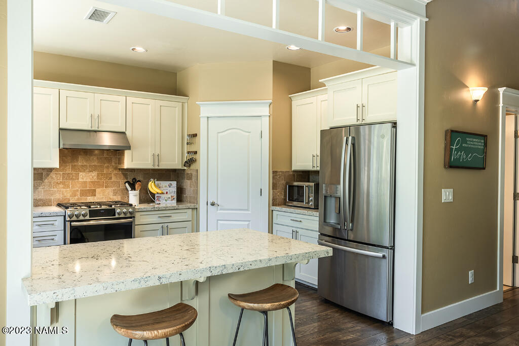 27 East Quartz Road Flagstaff, AZ 86005 - Photo 17 of 51 16