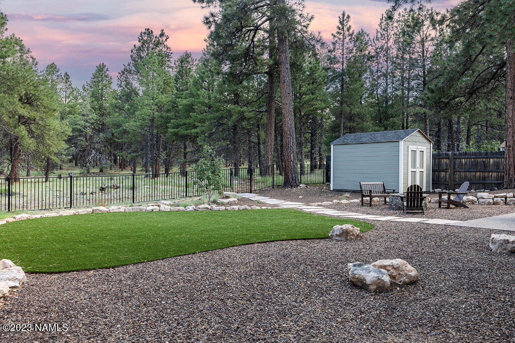 27 East Quartz Road Flagstaff, AZ 86005 - Photo 40 of 51 41