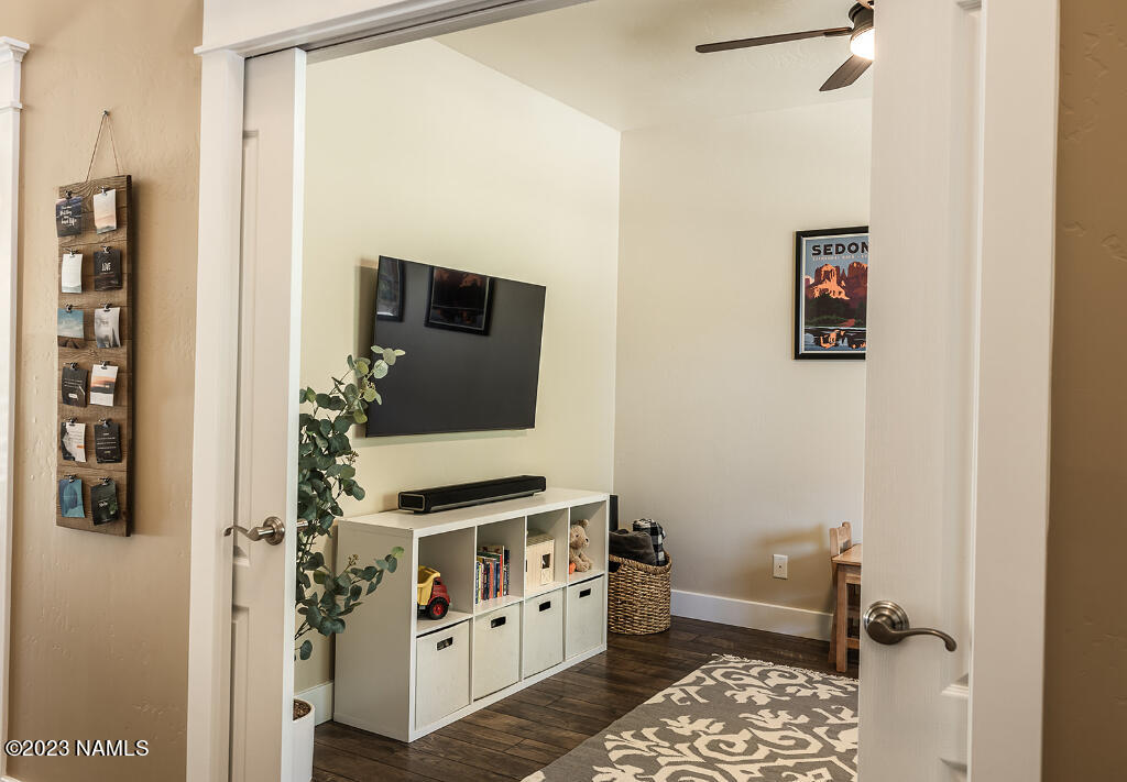 27 East Quartz Road Flagstaff, AZ 86005 - Photo 8 of 51 07