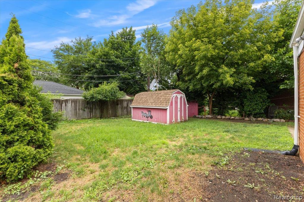 26095 Burg Road Warren, MI 48089 - Photo 24 of 28