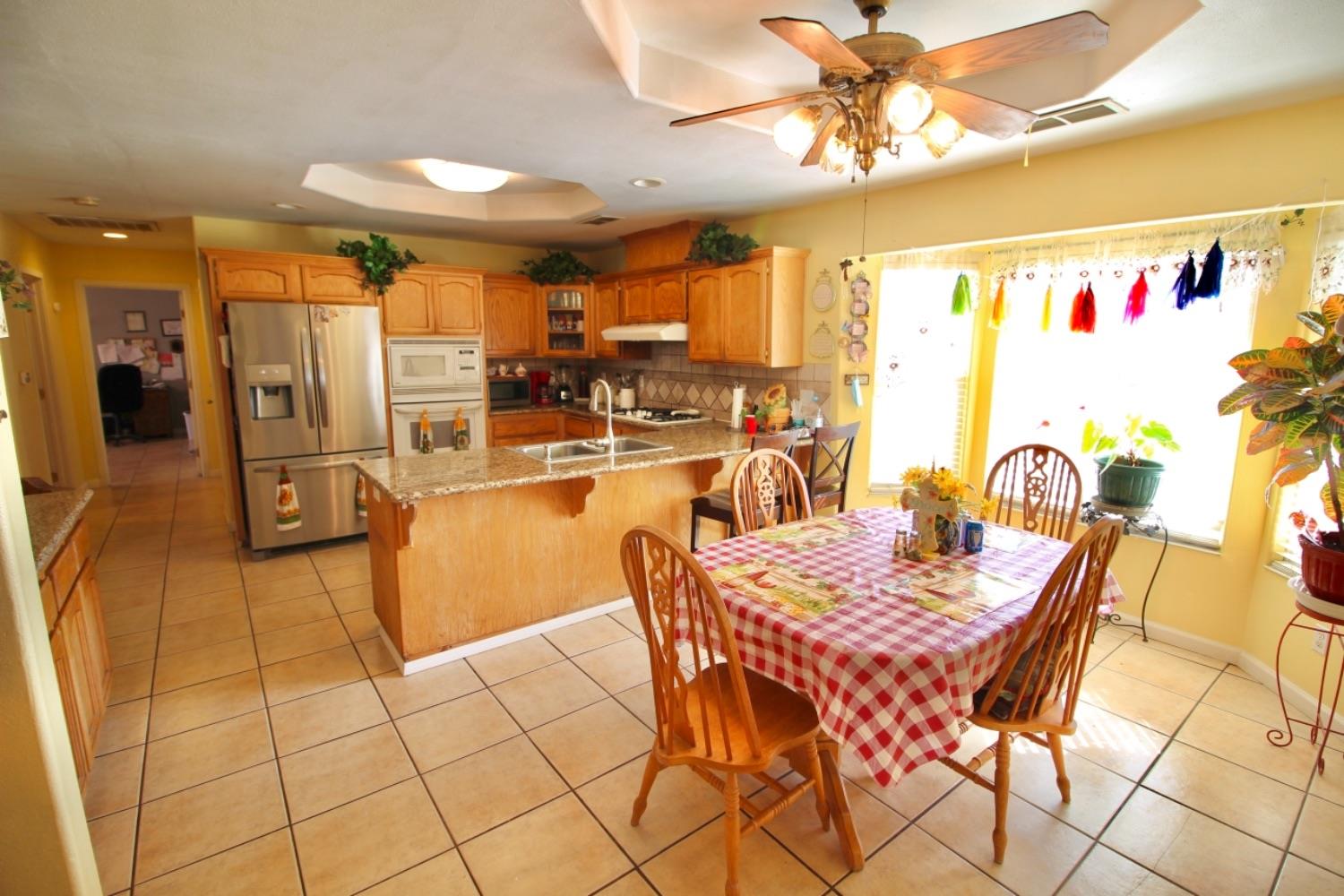 18294 Road 27 Madera, CA 93638 - Photo 19 of 63