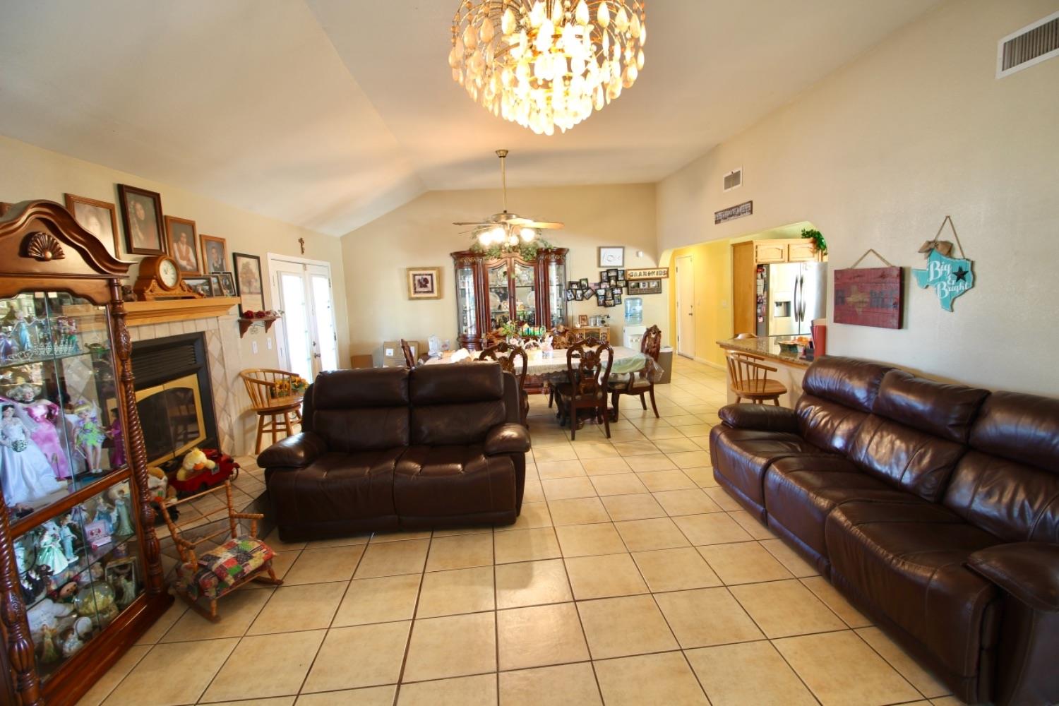 18294 Road 27 Madera, CA 93638 - Photo 10 of 63