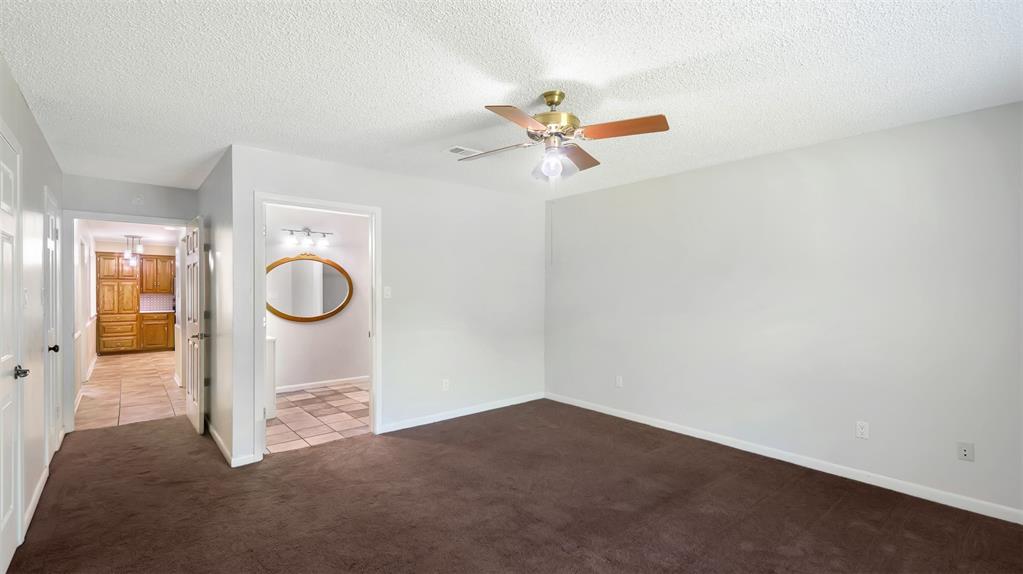 2801 Florence Street Kilgore, TX 75662 - Photo 20 of 35 Primary bedroom