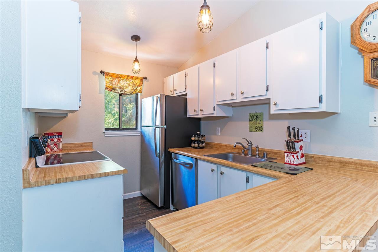 4442 Matich Drive Reno, NV 89502 - Photo 8 of 16 Photo 8