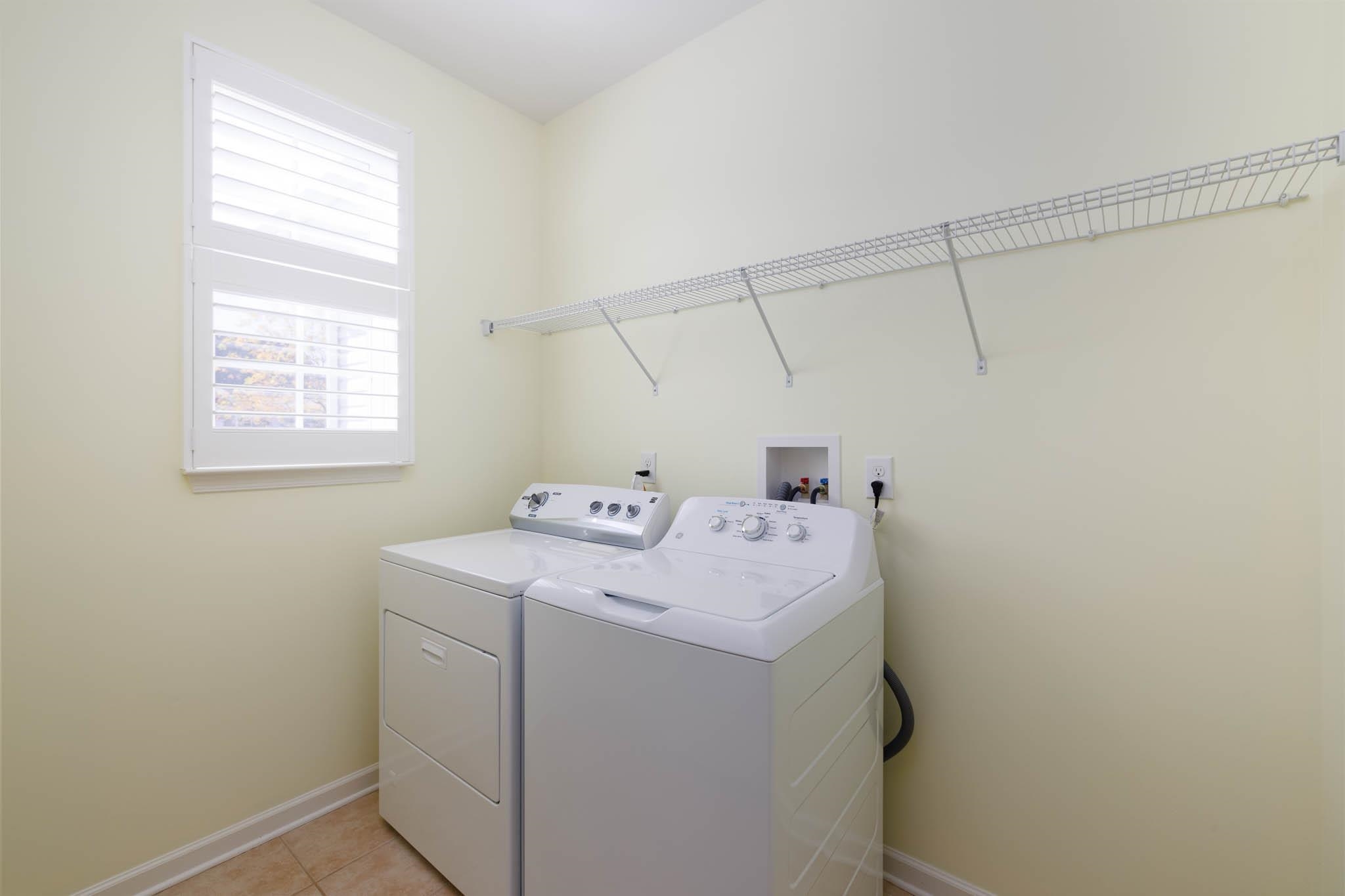 302 Aberdeen Way Rio Grande, NJ 08242 - Photo 17 of 23 a utility room with dryer and washer