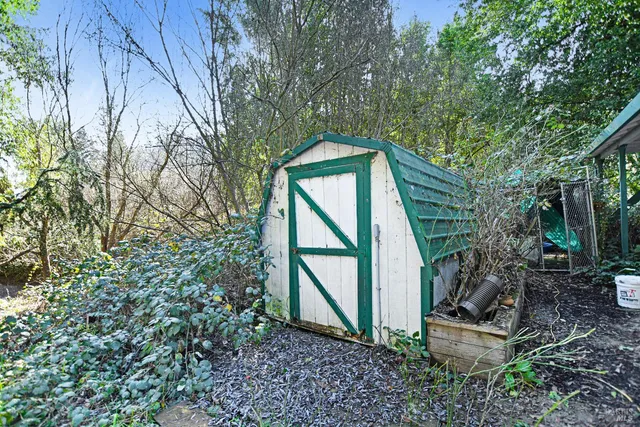 $395,000 | 16750 Armstrong Woods Road, Guerneville, CA 95446