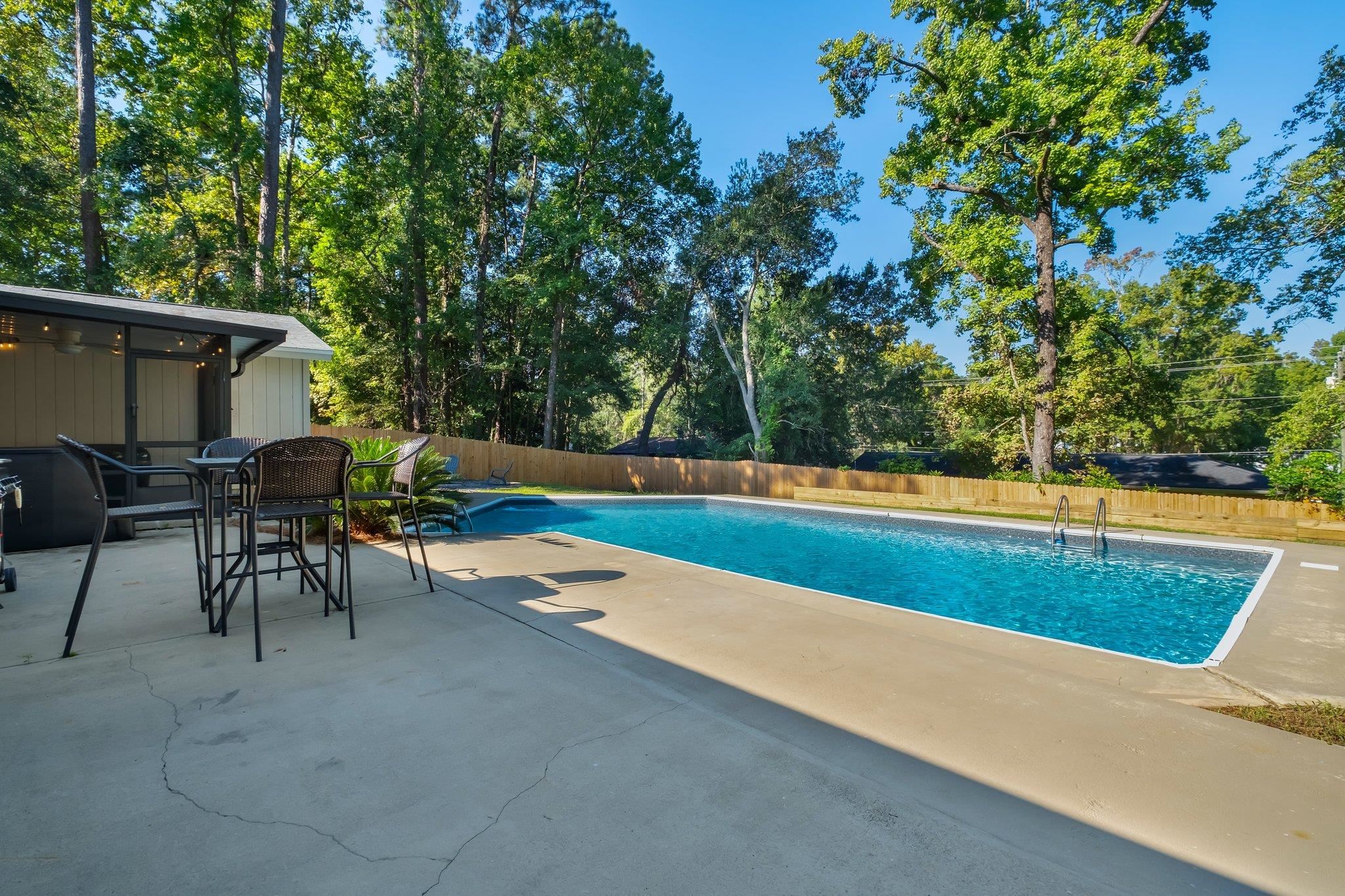 890 Richardson Road Tallahassee, FL 32301 - Photo 3 of 42 Gallery Image 3