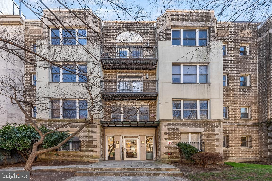 1438 Columbia Road Northwest, Unit 403 Washington, DC 20009 - Photo 1 of 25 Gallery Image 1