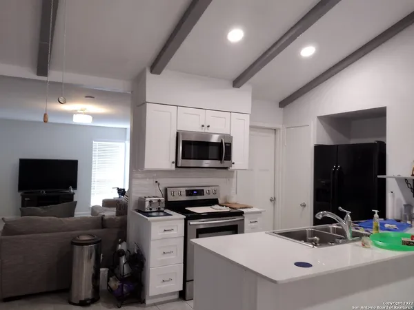 $1,700 | 6911 Forest Grove, San Antonio, TX 78240