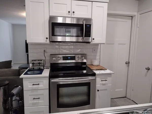 $1,700 | 6911 Forest Grove, San Antonio, TX 78240
