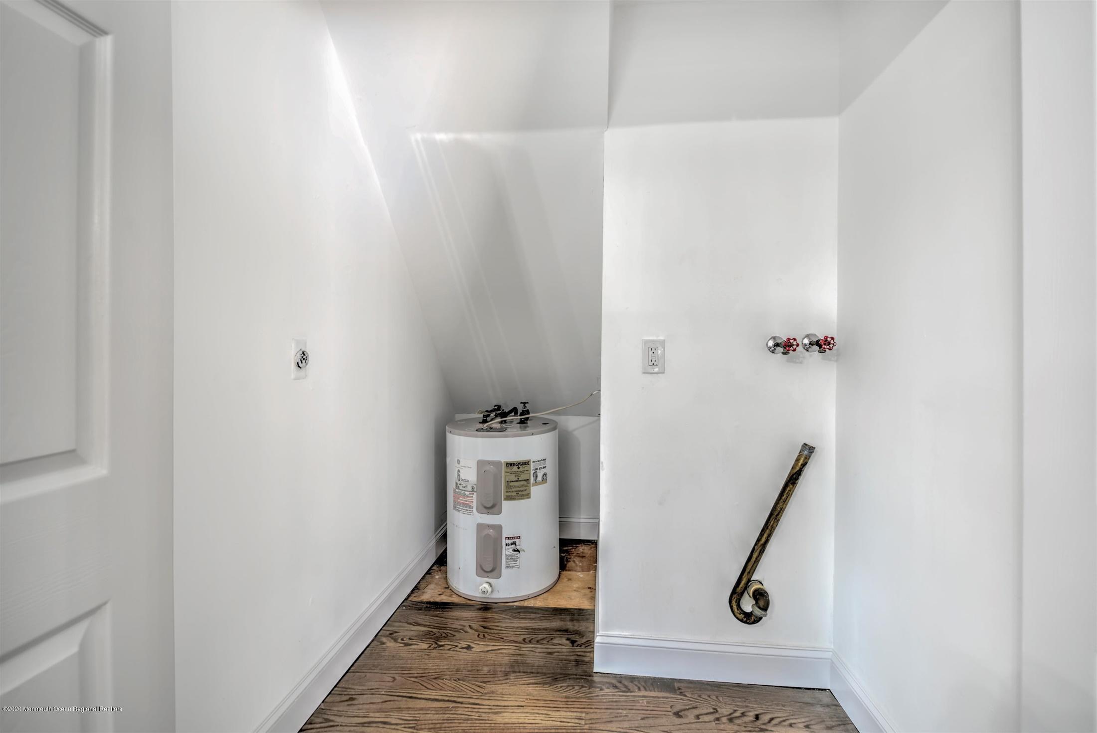 1215 Herkimer Road Brick, NJ 08724 - Photo 21 of 43 21-LAUNDRY ROOM