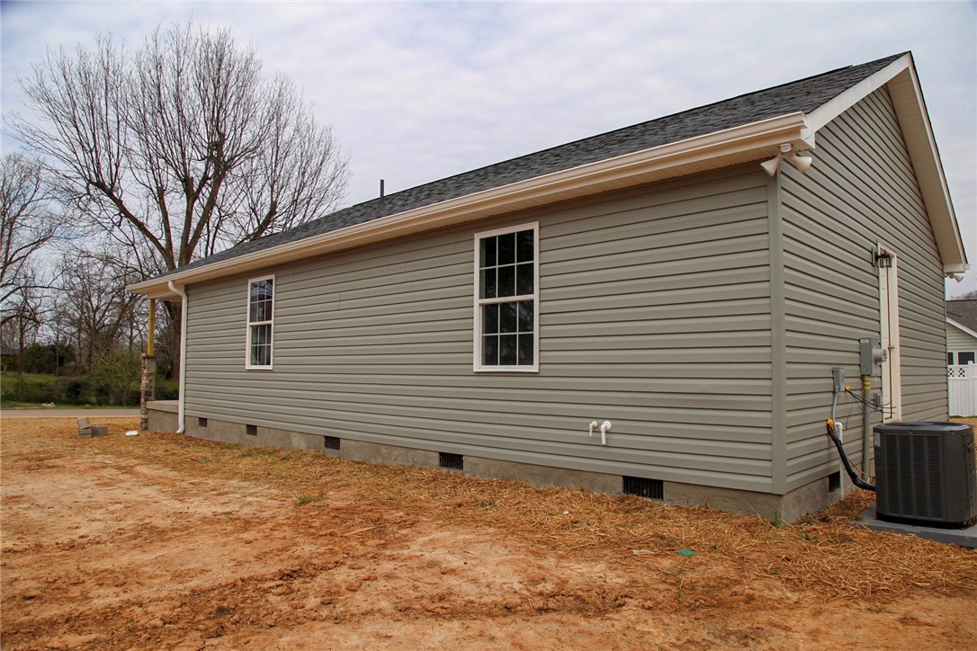 2 South Chestnut Street Walhalla, SC 29691 - Photo 12 of 18 Gallery Image 12
