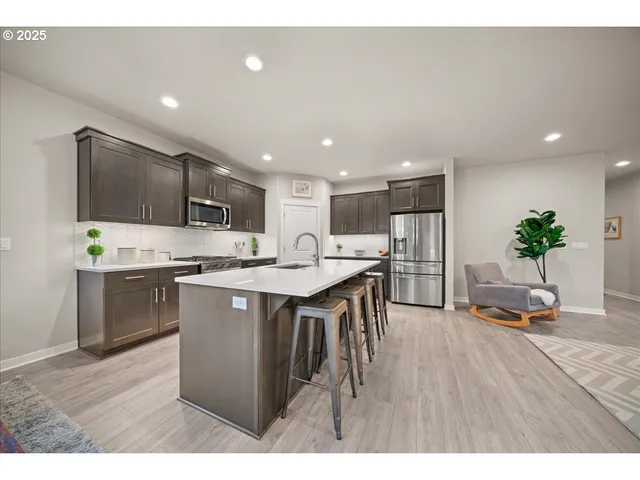 $699,975 | 7258 Southwest Bay Lane, Wilsonville, OR 97070