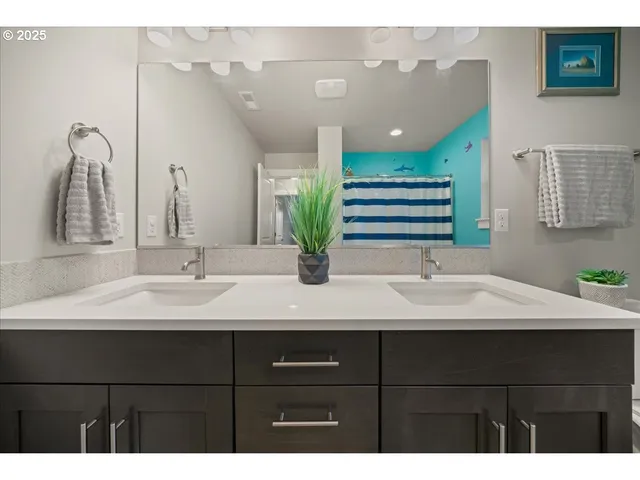 $699,975 | 7258 Southwest Bay Lane, Wilsonville, OR 97070