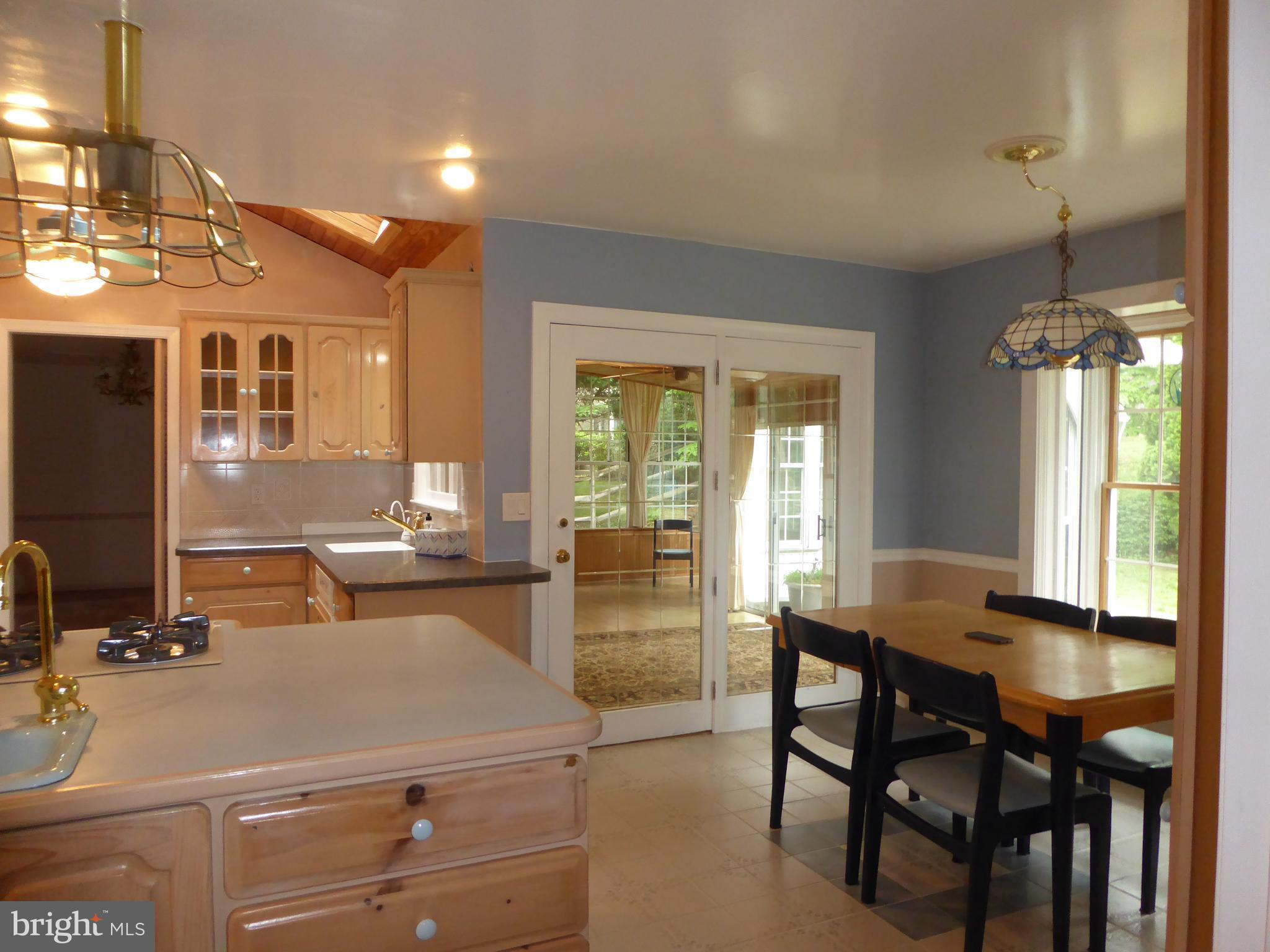 13600 North Gate Drive Silver Spring, MD 20906 - Photo 10 of 28 Kitchen