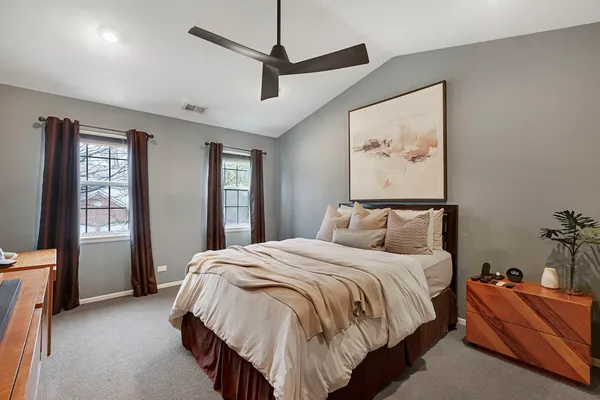 $275,000 | 1602 Hadley Court, Unit C2, Wheeling, IL 60090