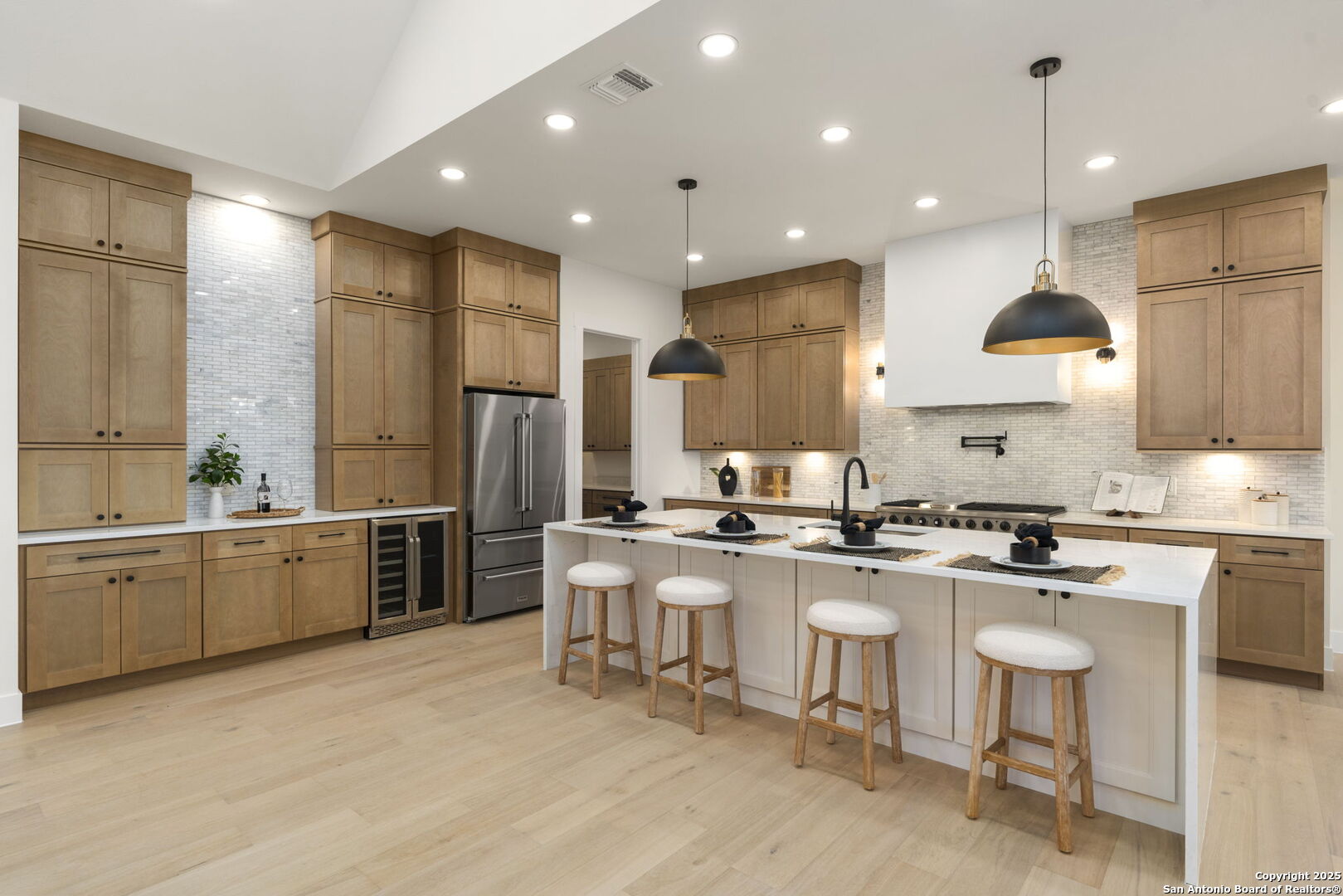 1172 Buckskin Trail Bandera, TX 78003 - Photo 12 of 36