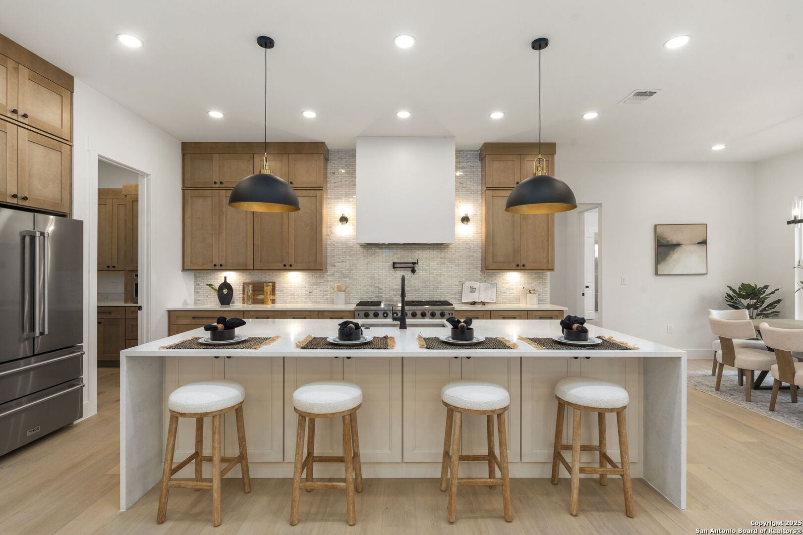 1172 Buckskin Trail Bandera, TX 78003 - Photo 13 of 36