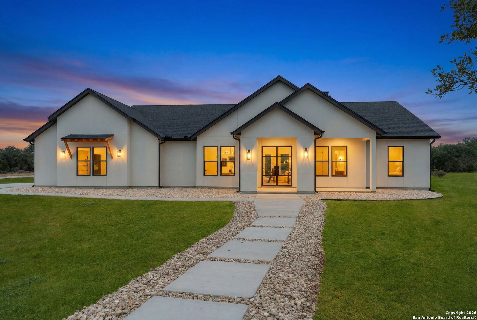 1172 Buckskin Trail Bandera, TX 78003 - Photo 2 of 36