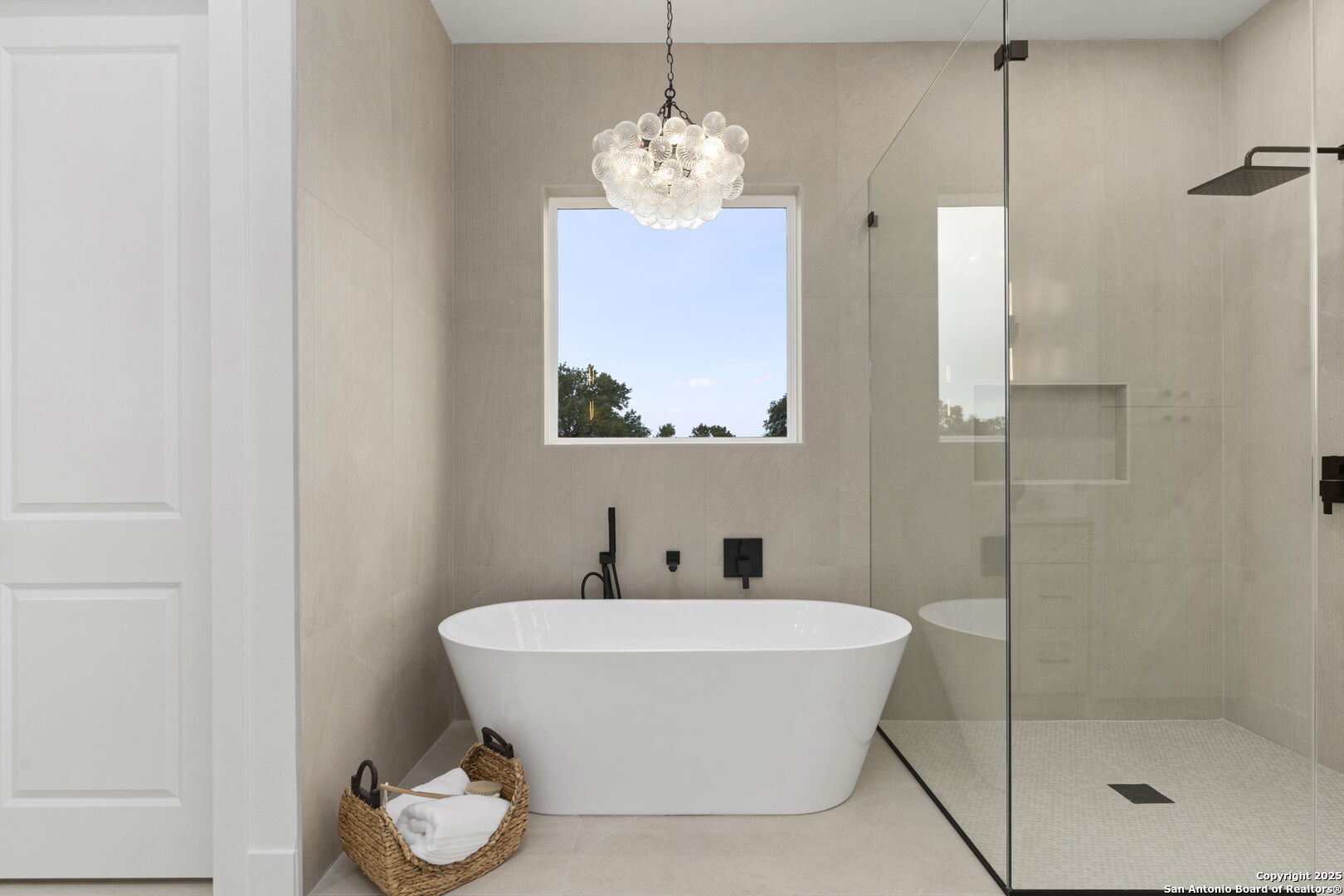 1172 Buckskin Trail Bandera, TX 78003 - Photo 24 of 36