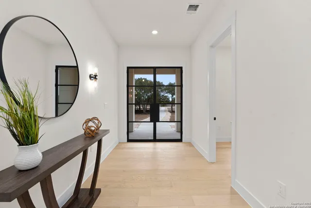 $699,999 | 1172 Buckskin Trail, Bandera, TX 78003